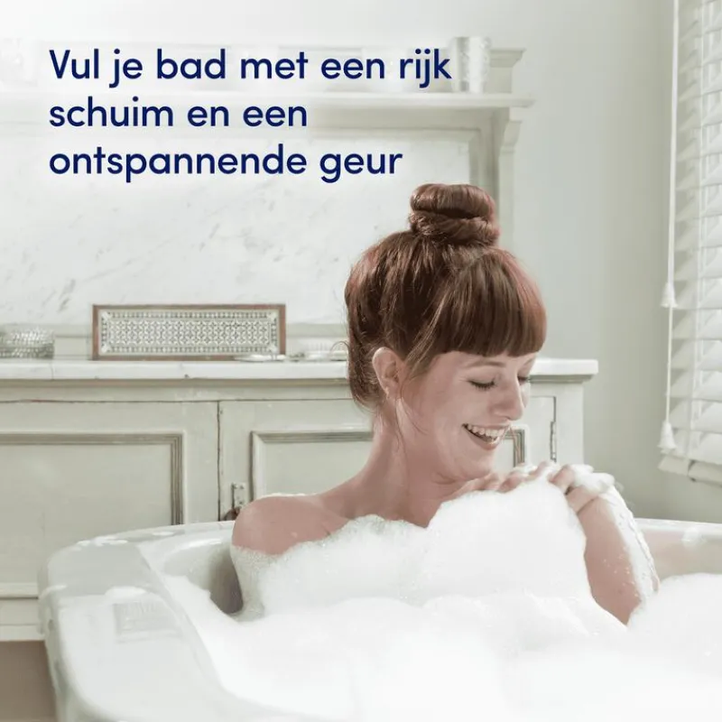 Dove Caring Bath Amandelmelk & Hibiscus Badcrème 450 ml