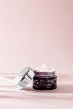 Louis Widmer Proderm Nachtcrème Rijke Textuur Licht Geparfumeerd 50 ML