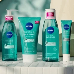 NIVEA Derma Skin Clear Scrub Onzuivere Huid 150 ML