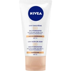 NIVEA Essentials BB Cream Dagcrème SPF15 50 ML
