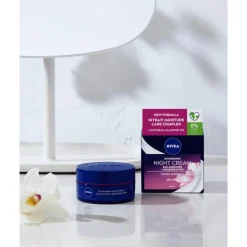 NIVEA Essentials +24h Voedende Nachtcrème 50 ML