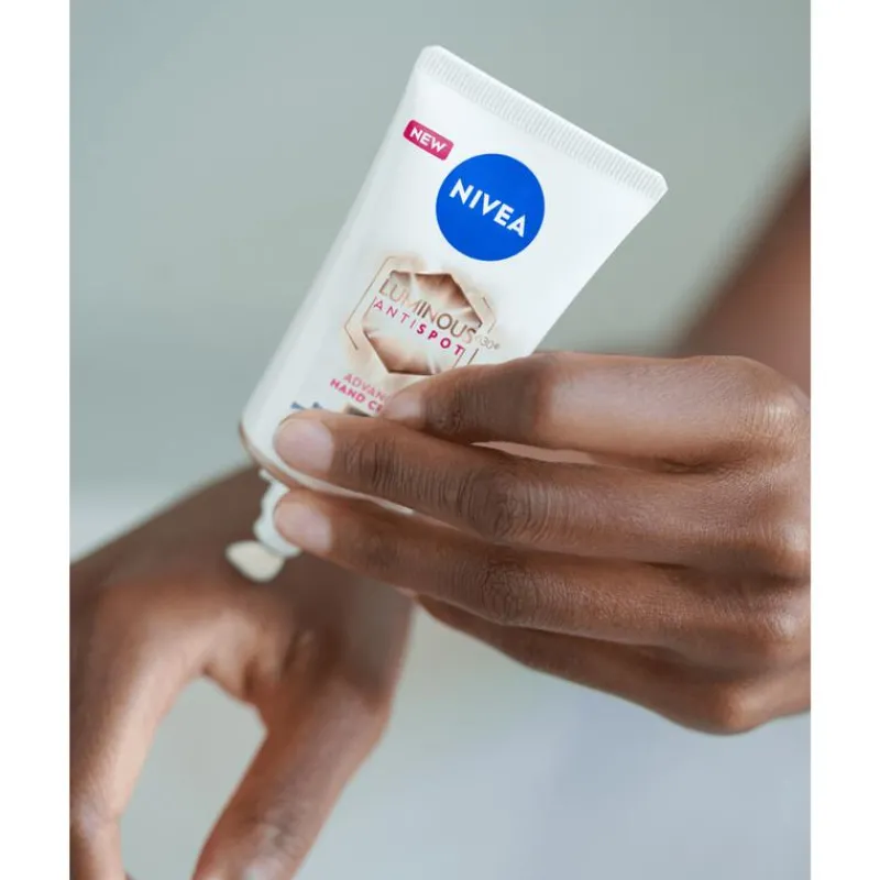 NIVEA Luminous630 Anti-Spot Handcreme SPF 15 50 ML