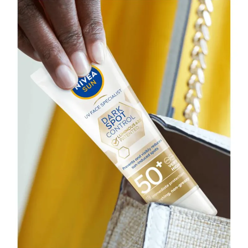 NIVEA SUN UV Face Luminous 360 Anti-Spot Fluïde SPF50+ 40ML