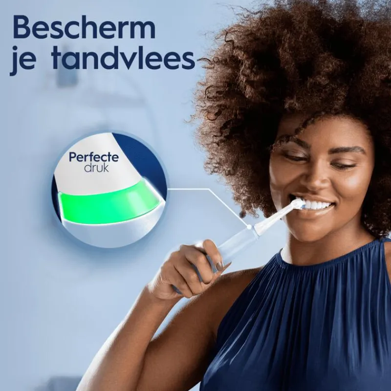Oral-B iO 3S Blauwe Elektrische Tandenborstel By Braun - 1 stuk
